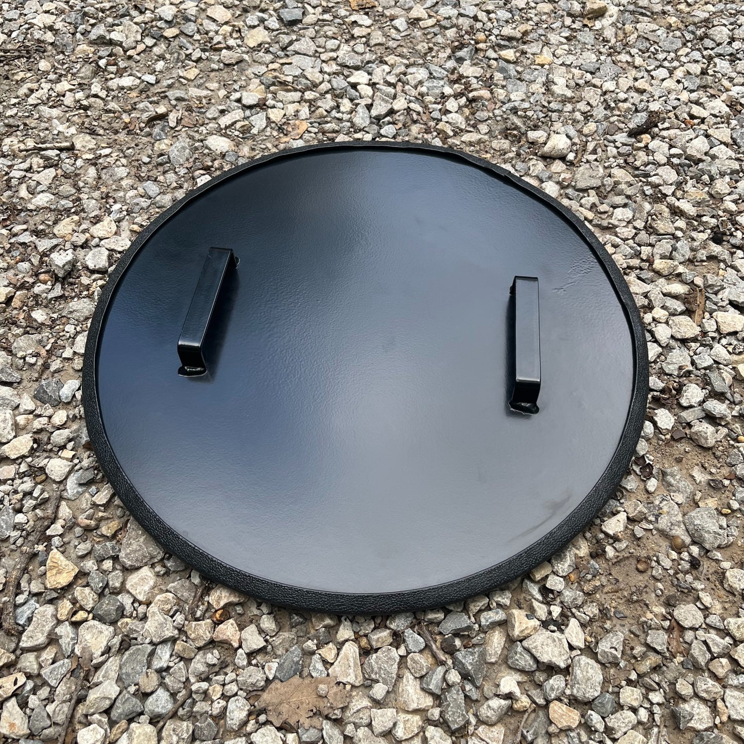 Steel snuffer for fire pit