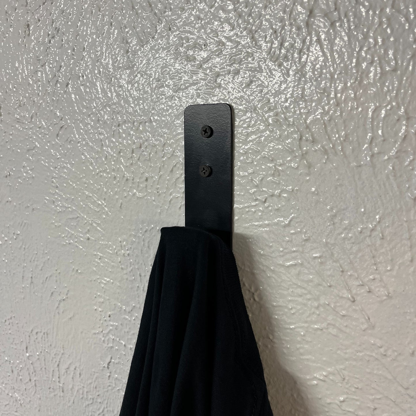 Sleek design wall hook