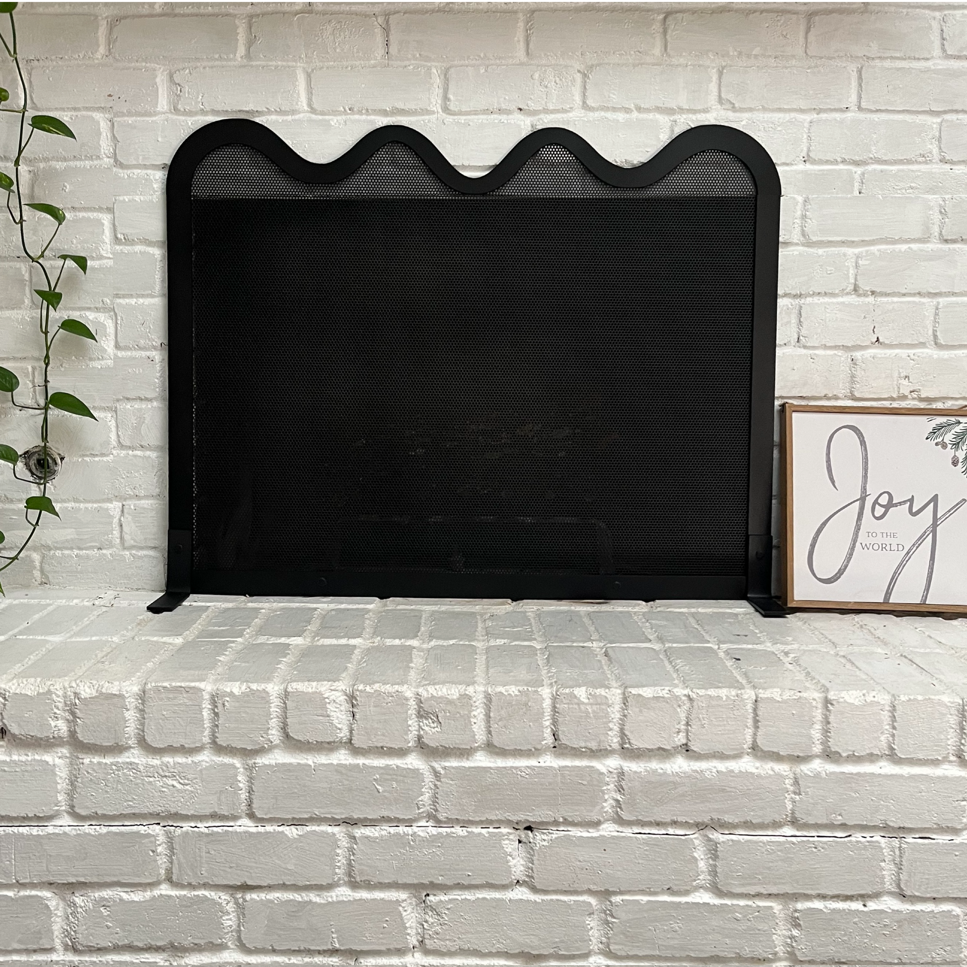 Stylish hearth fireplace screen wave design