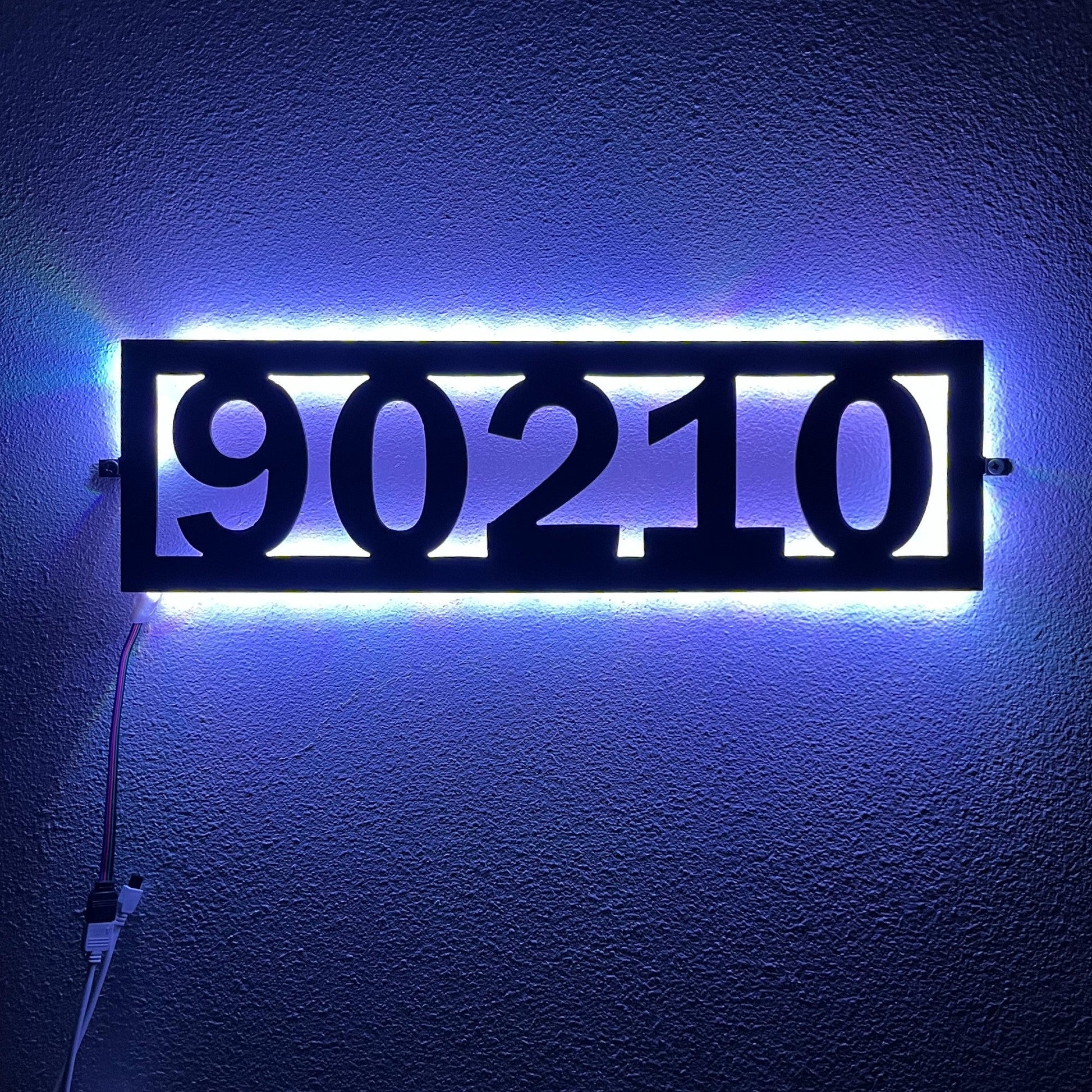 Visible night address numbers