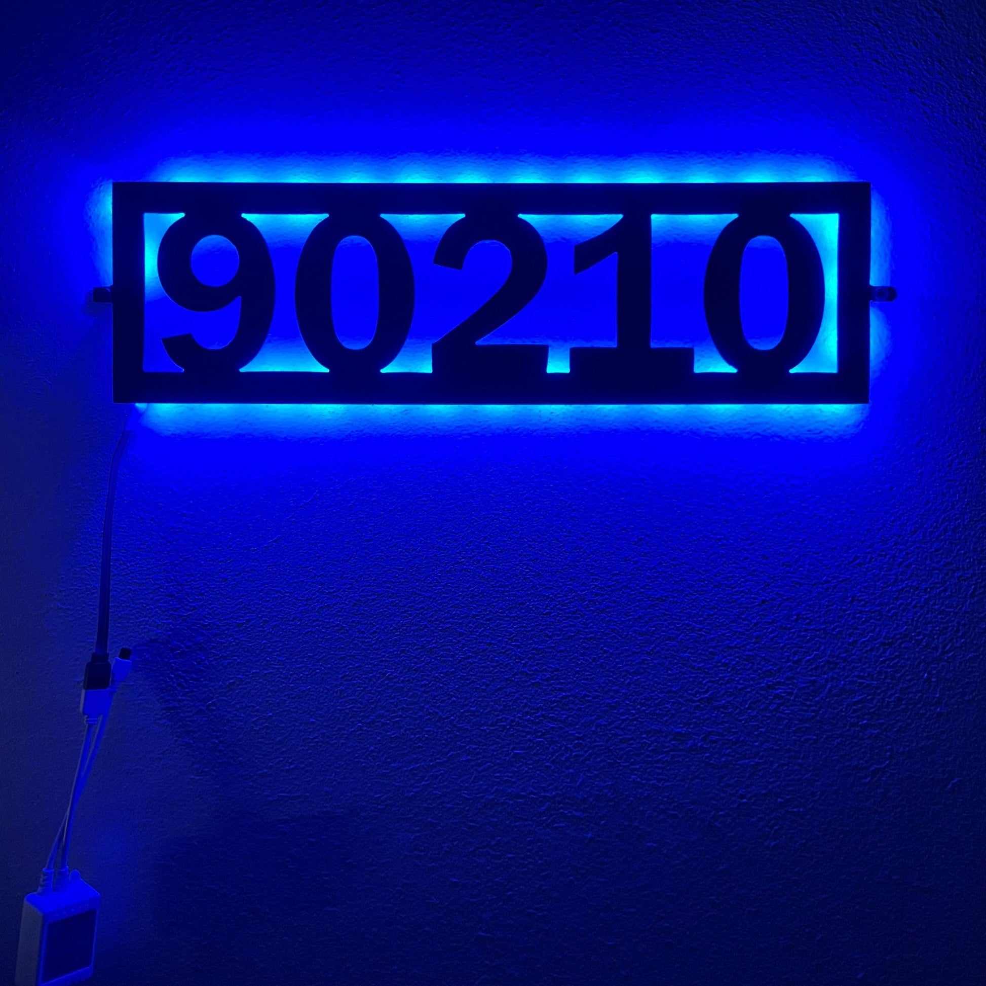 Outdoor lighted address numbers