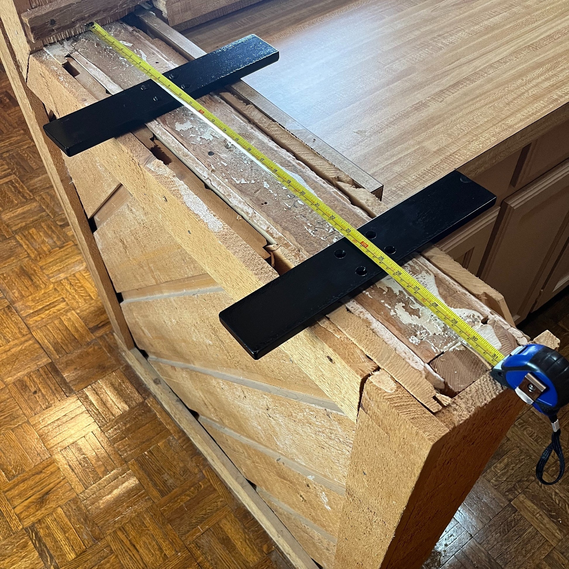 shelf support middle mount bracket