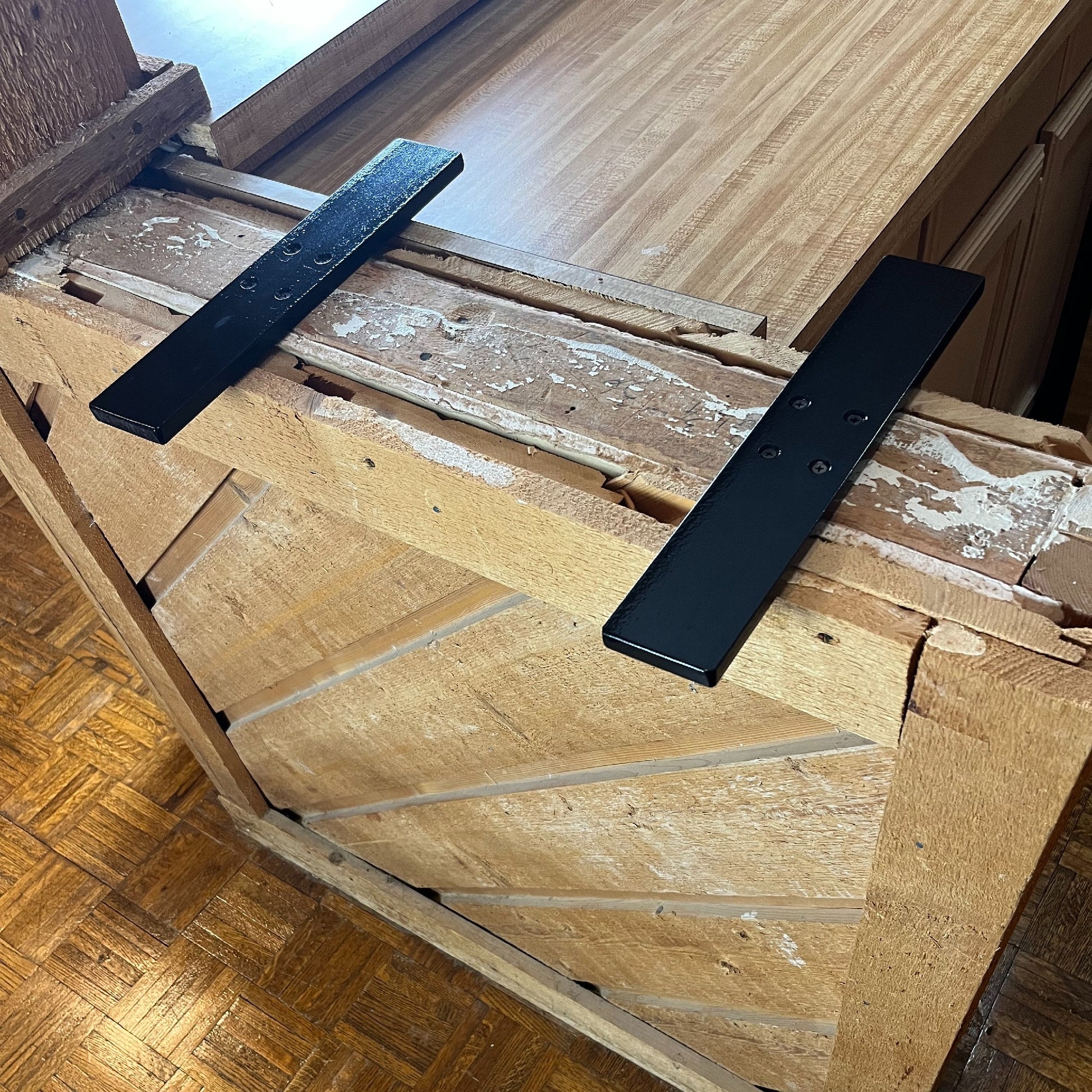 center mount bracket