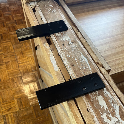 installed granite overhang floating bracket