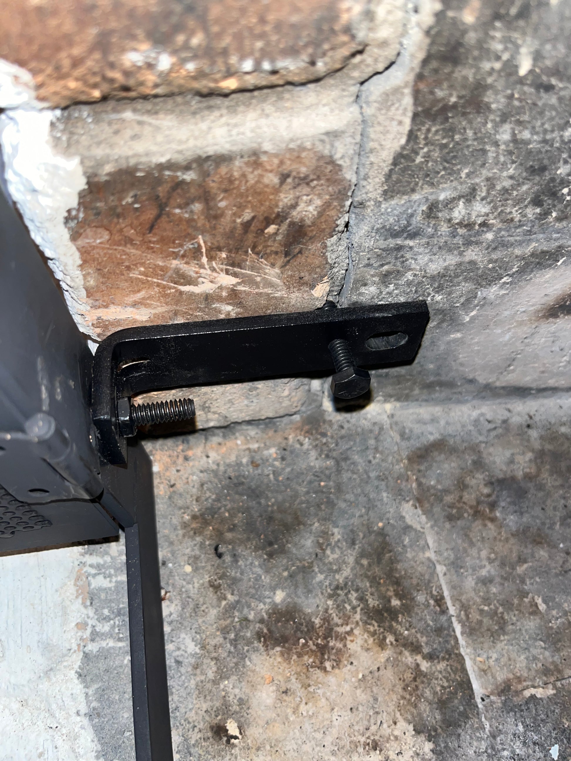 Mounting Bracket for Custom Fireplace Screen with Doors